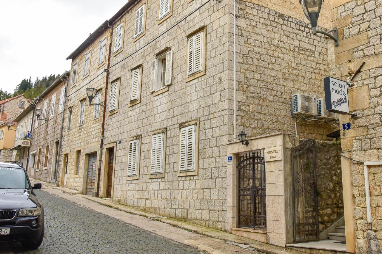 Hostel Sinj Exterior foto