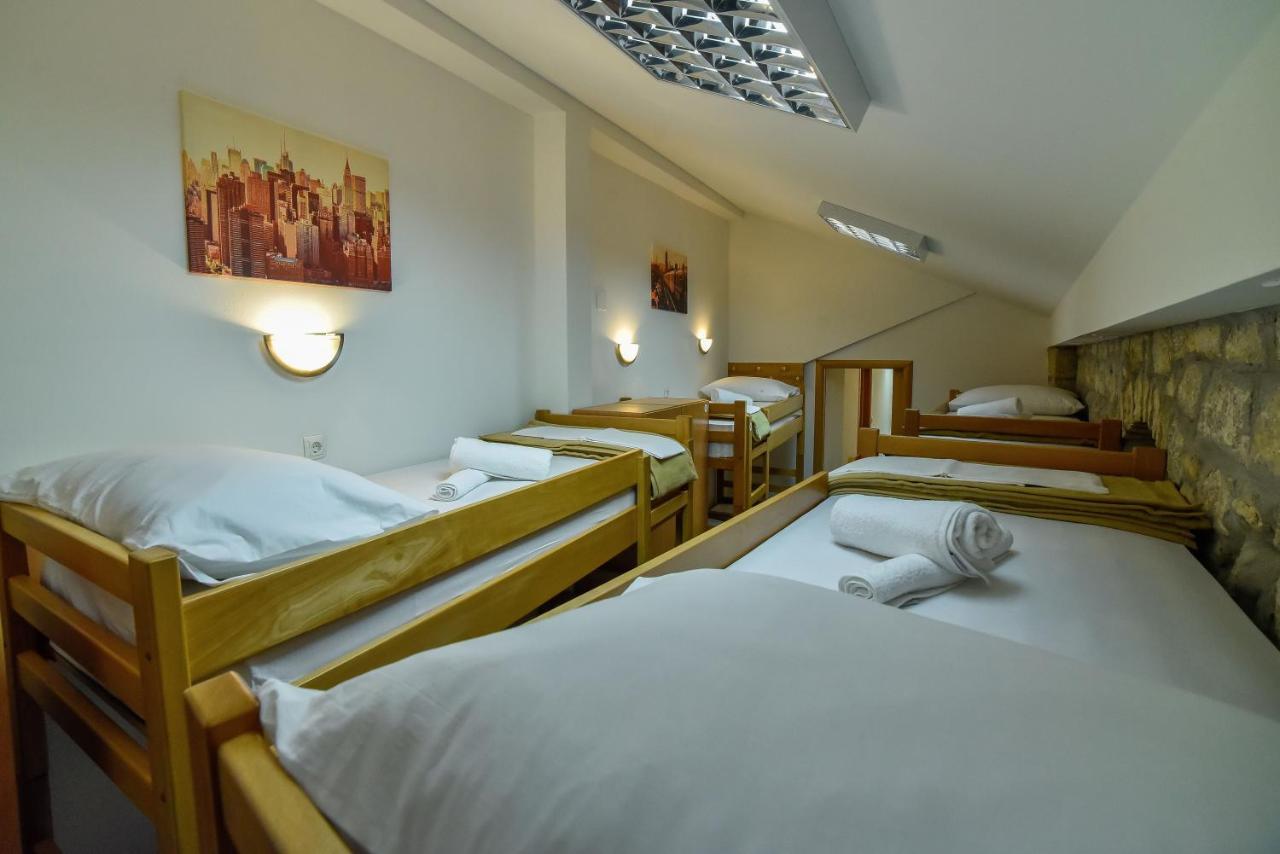 Hostel Sinj Exterior foto