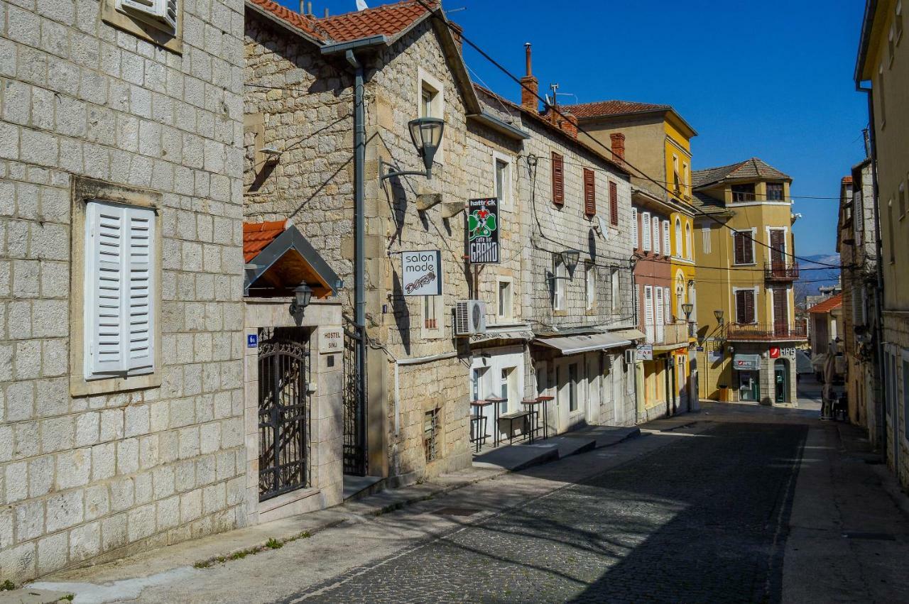 Hostel Sinj Exterior foto